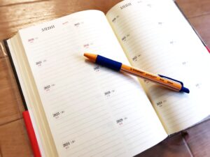 10年日記とボールペン
